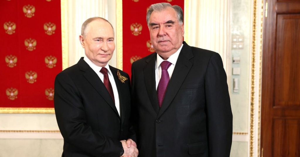Vladimir_Putin_and_Emomali_Rahmon