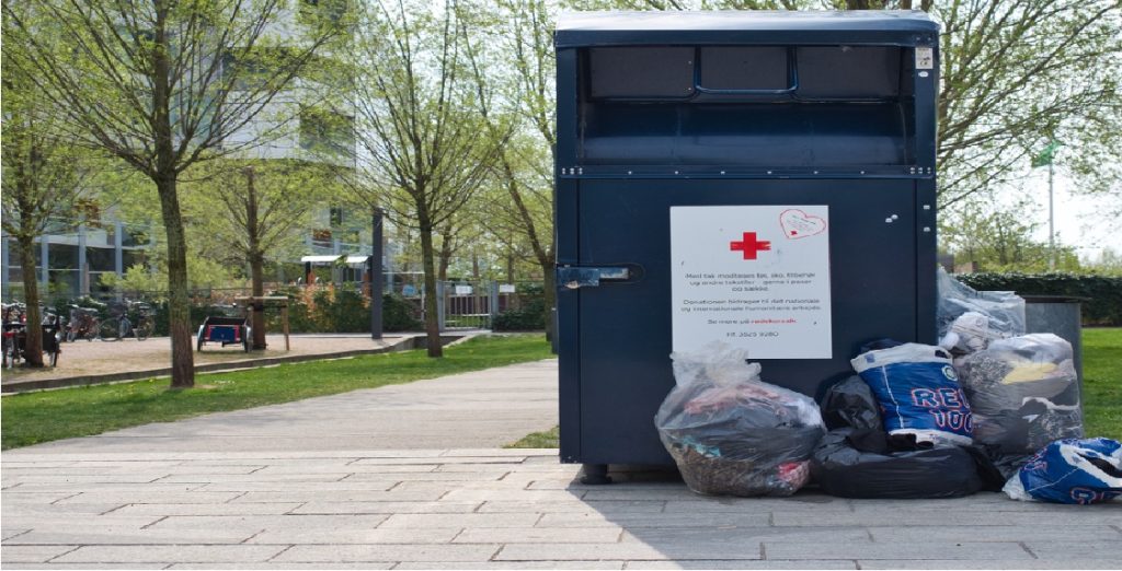 clothes container