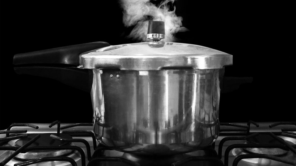 pressure cooker