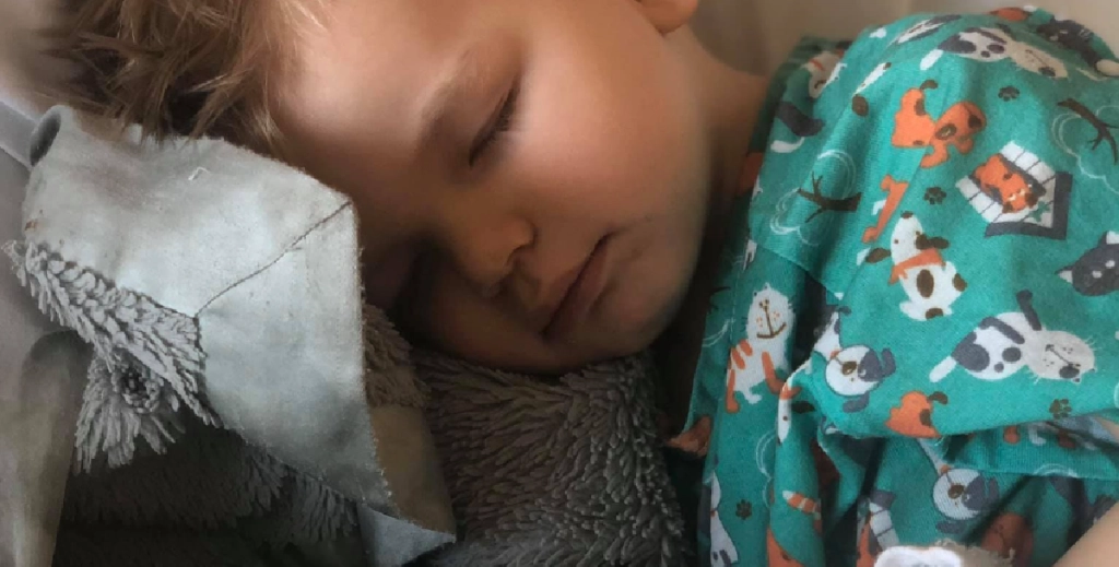 2-årig dreng spiste popcorn til lørdagsfilmen: Et par dage senere var han døende