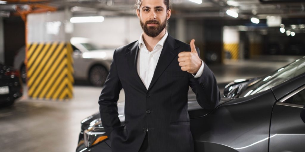 Den nye hybrid-bølge: Når realisme slår idealisme på bilmarkedet