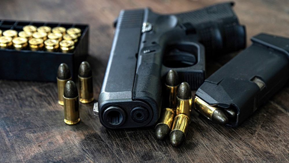 gun pistol