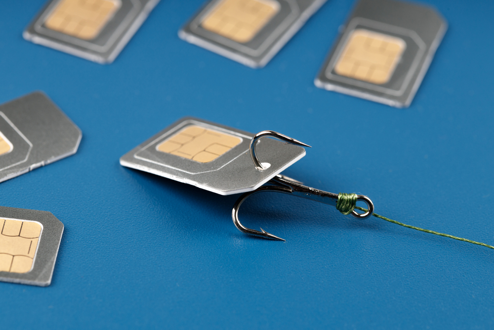 Identity theft, identitetstyveri, sim, phone, telefon, scam, phishing