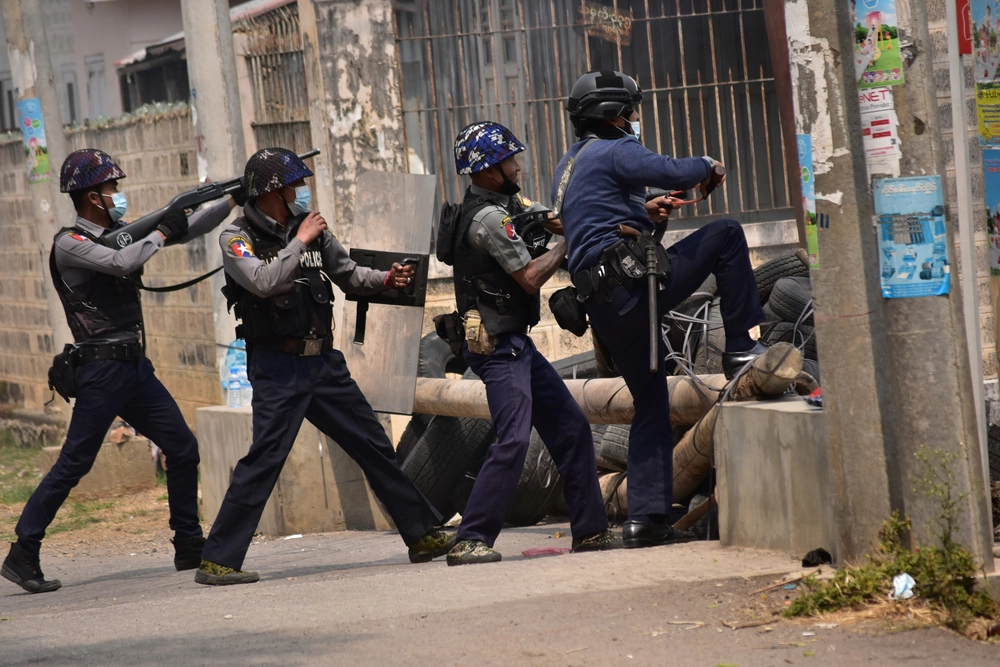 Myanmar,Military,Raid,Crime,Protest,Militær