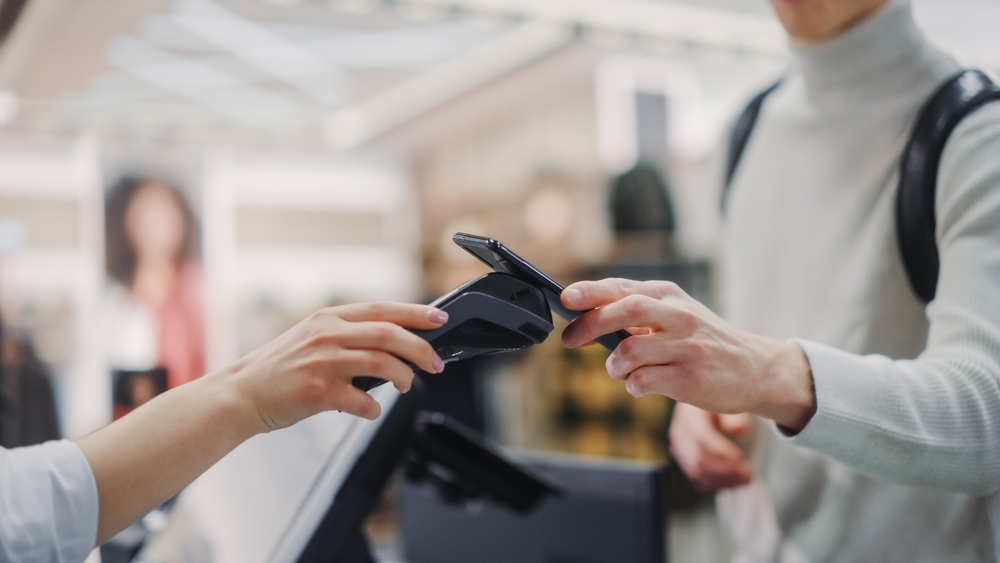 Smartphone, payment, terminal, contactless payment, betaling, shopping, kontaktfri betaling