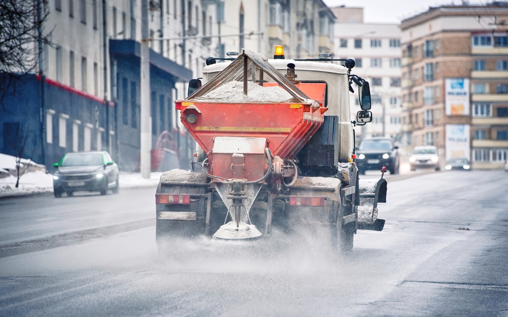 salt, vejsalt, veisalt, spre, lastebil, winter, vinter, truck, icy, glatt