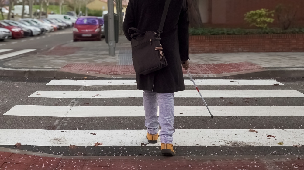Blind Person Walking And Crossing A Crosswalk,pedestrian, fodgængerovergang, fotgjengerfelt, blind