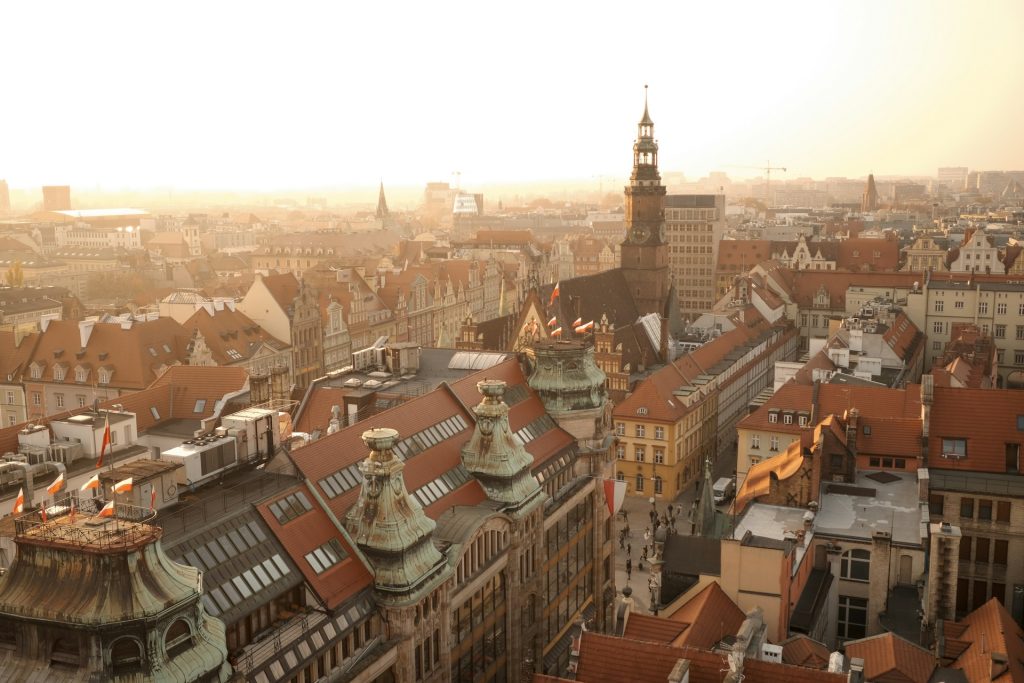 By har fået tilnavnet ‘Østeuropas Venedig’ – er kendt for billig overnatning og unik arkitektur