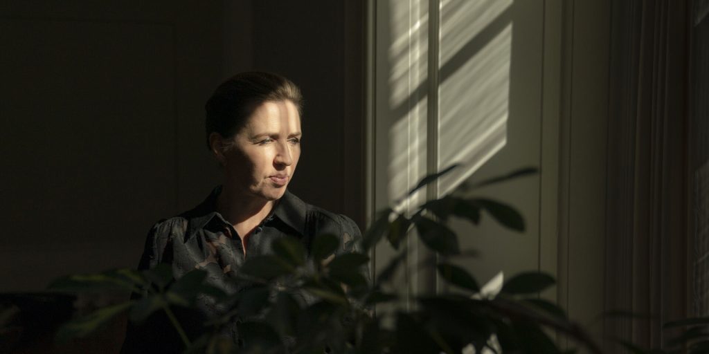 Av av av, Mette Frederiksen: Ny måling sender Socialdemokratiet i frit fald
