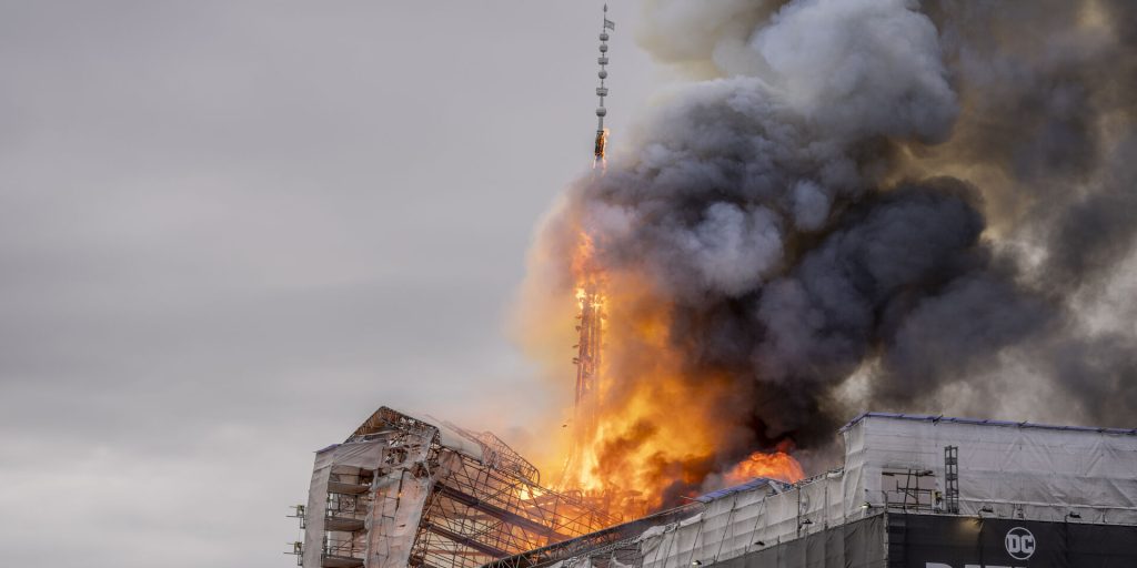 Svensk chokhjælp: Sådan genopstår Børsen efter katastrofebranden