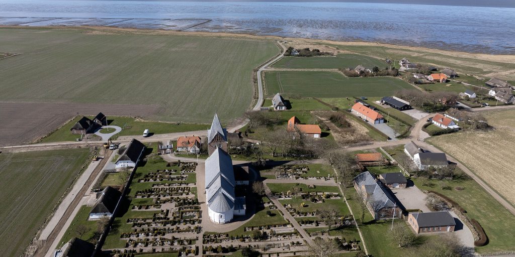 Den blev hyldet som årets landsby – i dag kæmper den for at overleve