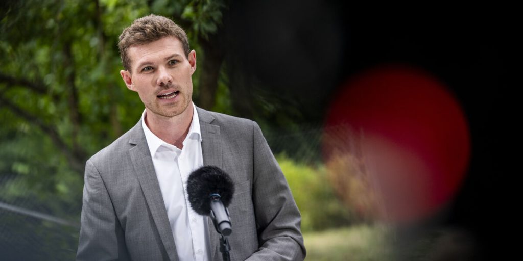 Borgmester hentet af politiet i Bilka: “Gik aggressivt, højtråbende og frembrusende frem”