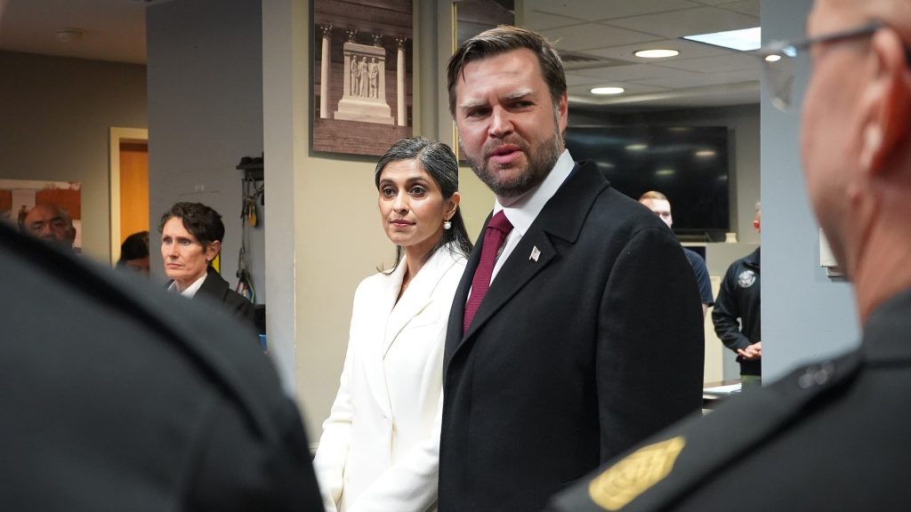 jd vance and Usha Vance