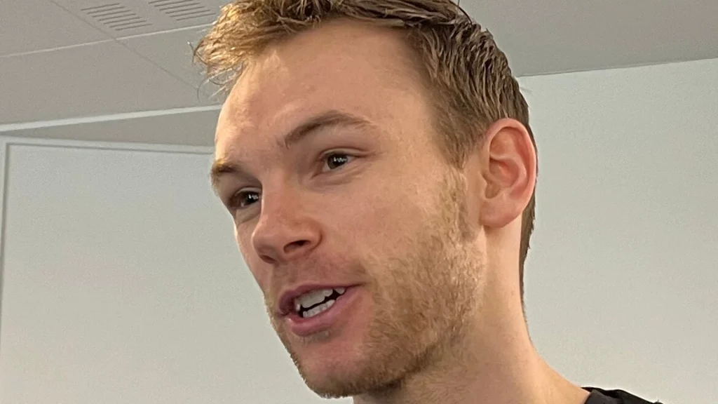 Hvem havde set den komme: Mathias gidsel gør det igen