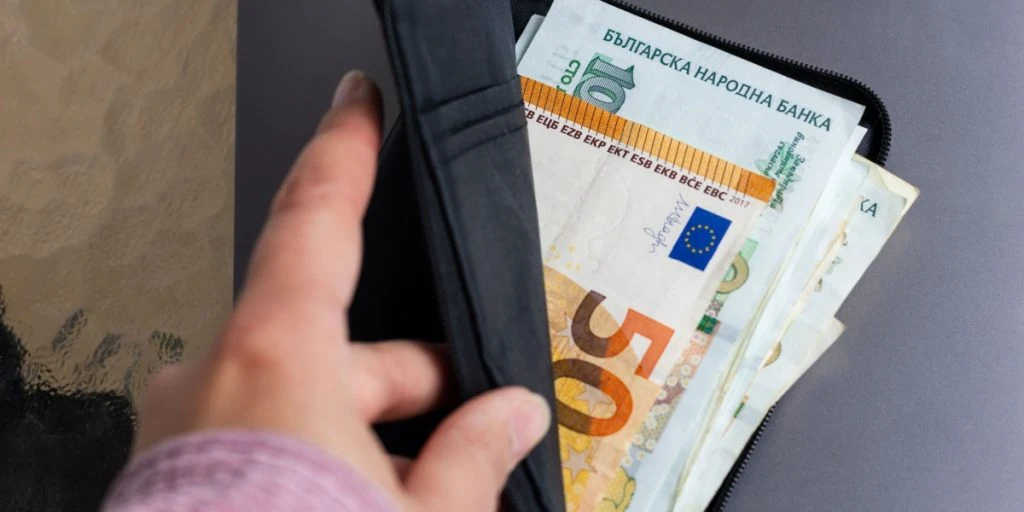 Har du penge fra ferien derhjemme? 1. februar blev europæisk valuta ugyldig