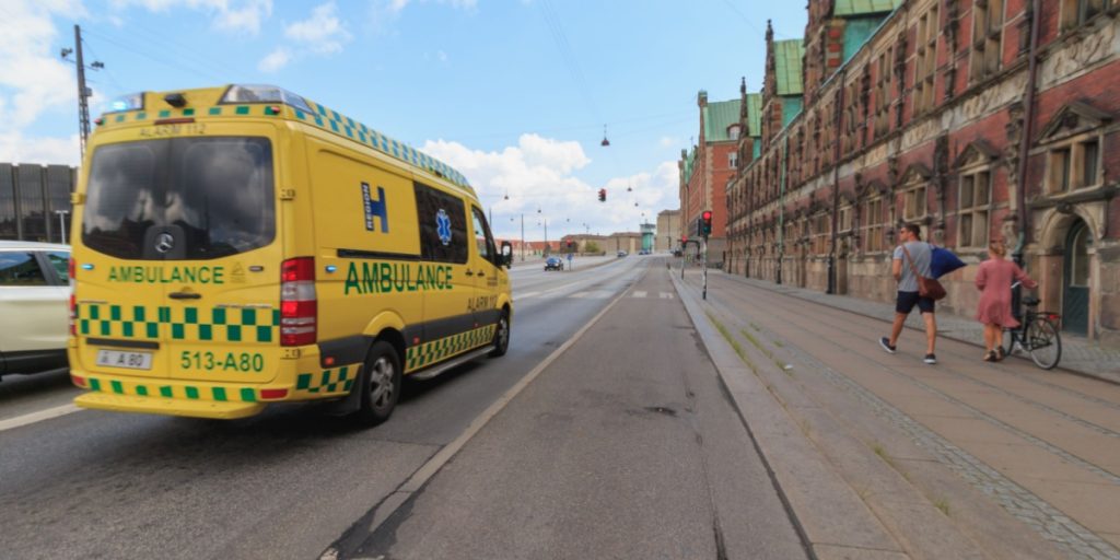 Alvorlig arbejdsulykke: Person hastet til Rigshospitalet