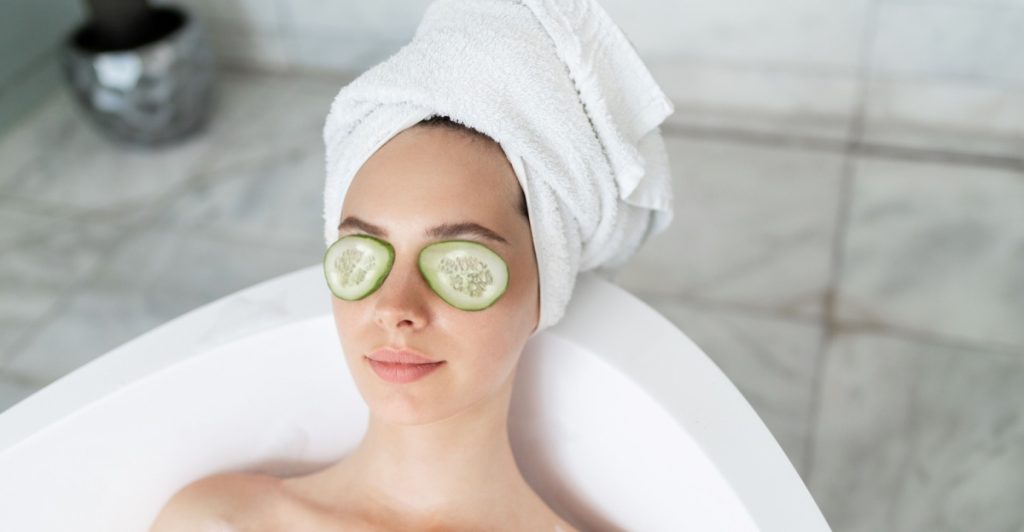 Spa, cucumber on eyes