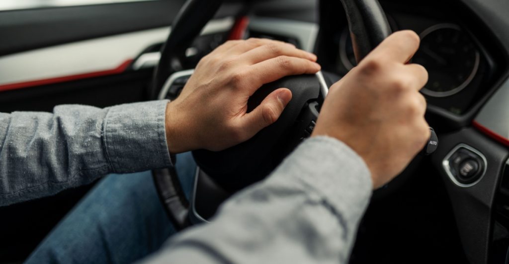 Vanliga misstaget med bilens tuta kan bli dyrt