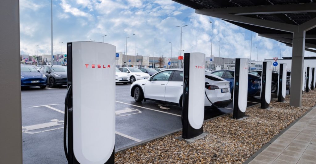 Dodge and Jeep’s shock move: their new EV’s will get access to Tesla’s superchargers