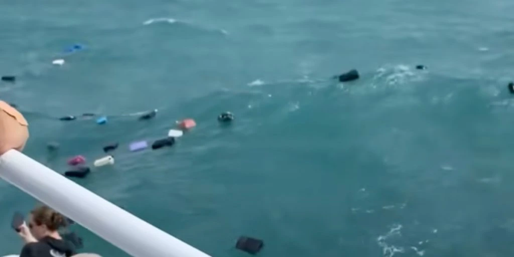 Deres bagage havnede i havet efter chokerende fejl: Nu raser de mod ‘inkompetent besætning’