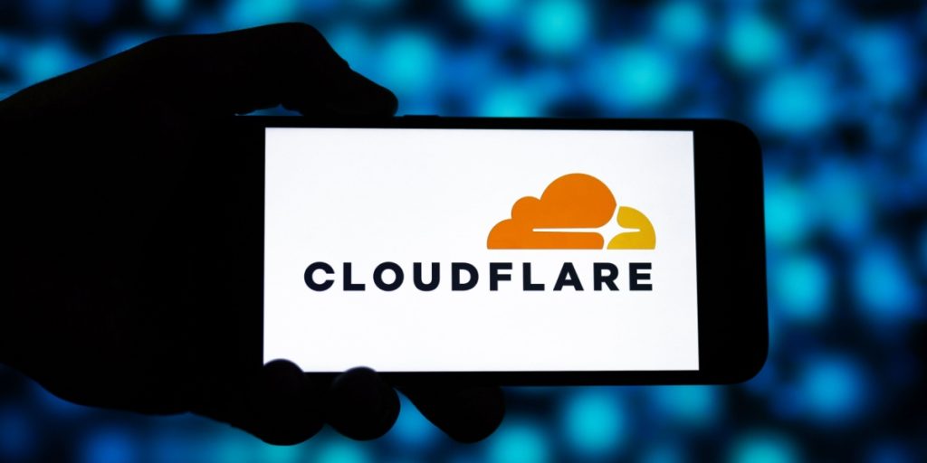 Cloudflare afviser cyberangreb: Sådan opstod det massive internetnedbrud