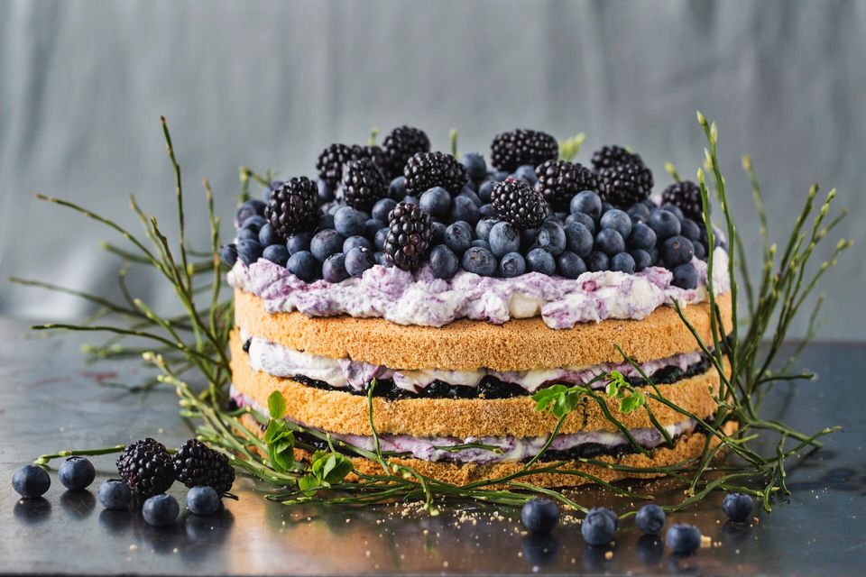 farsdagskake, kage, brombær, blåbær, lagkage, bjørnebær, festkake