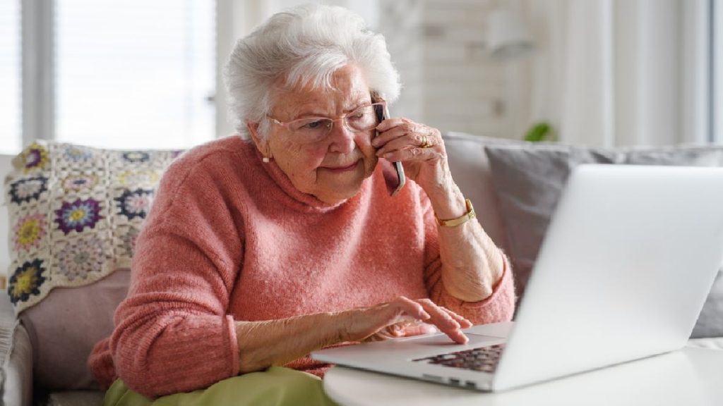 old woman scam phone