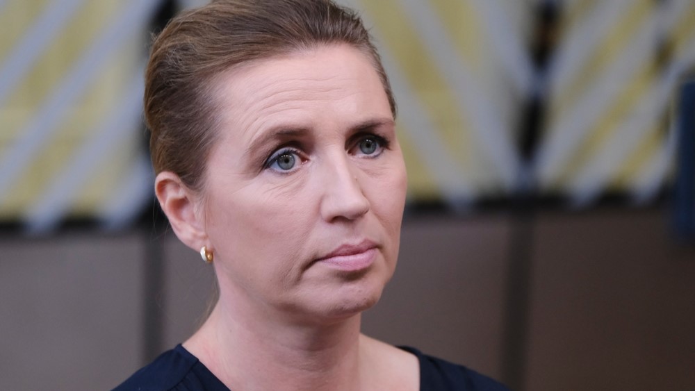 Mette Frederiksen i problemer: Egne folk går imod hende