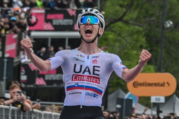 Kort før Tour de France: Tadej Pogacar åbner op om sine problemer