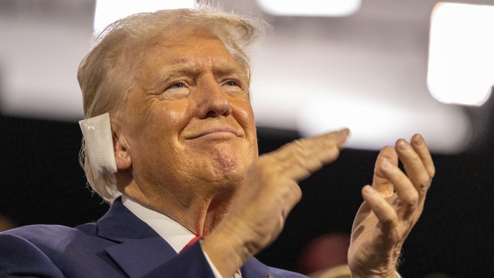 FBI beskyldt for at skjule oplysninger om attentatforsøget på Trump