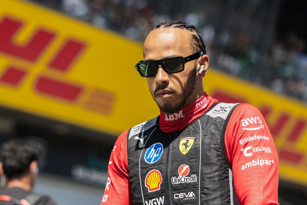 Lewis Hamilton tilbød bror livsændrede Ferrari oplevelse