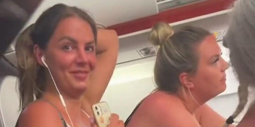 Flyselskab laver kæmpe fejl: Kvinde troede ikke sine egne øjne, da hun så sin plads i flyet