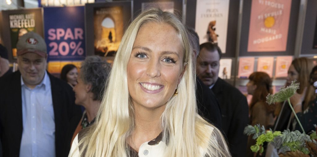 Josefine Høgh åbner op om barndommen: “Det var så sindssygt”