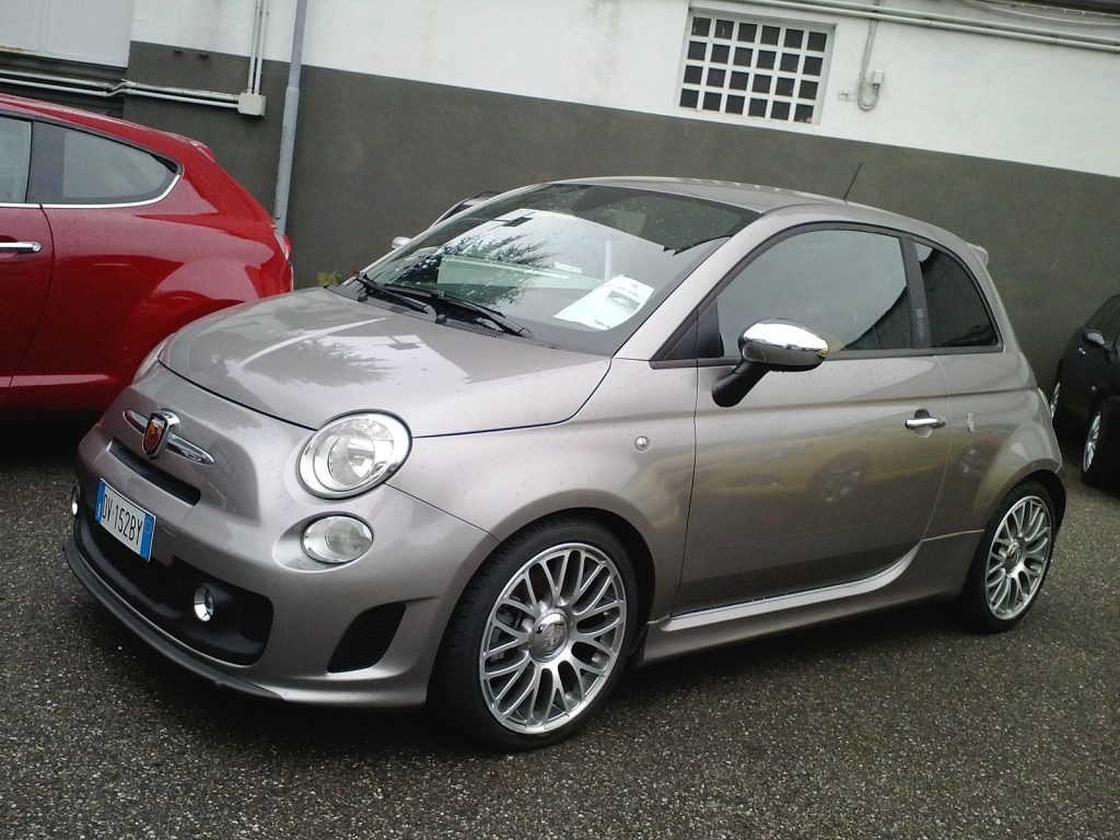 Bilmærke dropper elbilen: Næste bil bliver med benzinmotor