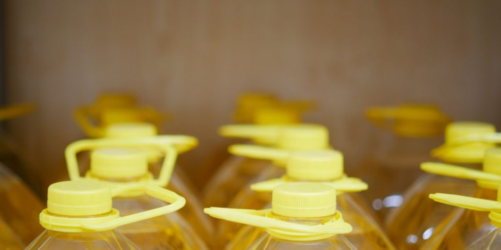 Nyt studie afslører potentielle farer ved udbredte madlavningsolier: Sådan skal du forholde dig ifølge ekspert