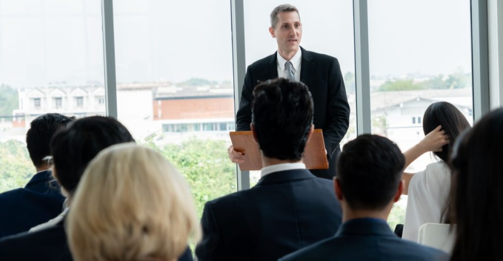 Ekspert afslører unik metode: Sådan undgår du at sige ‘øh’, når du taler