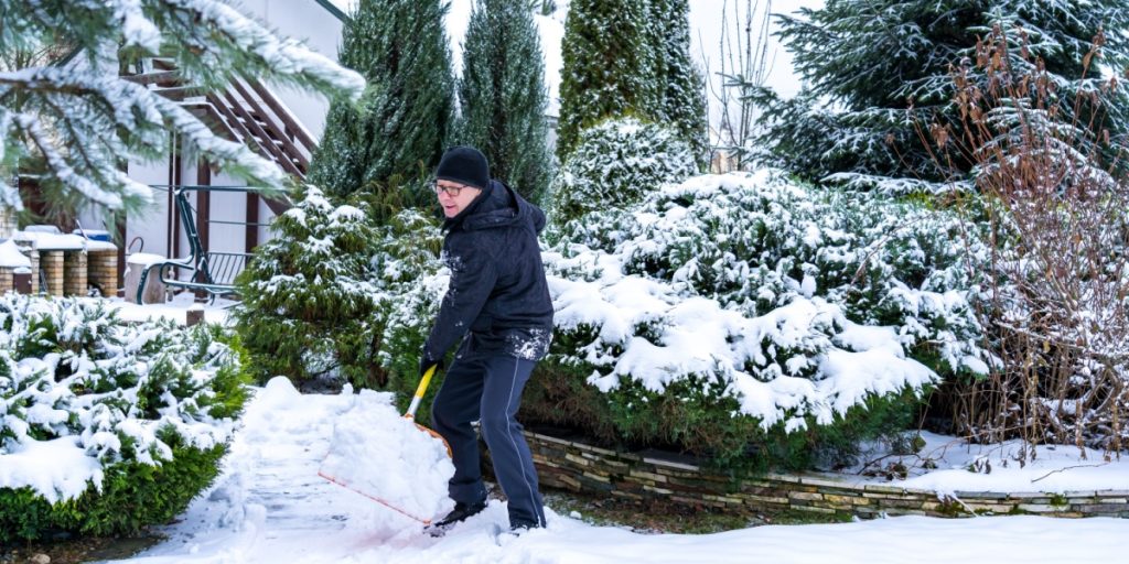 Skottar du snö på vintern? Läkare kommer med en viktig varning