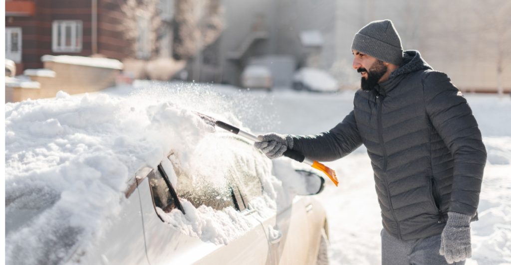 Car in snow, winter