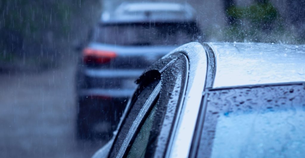 Traffic, car in rain