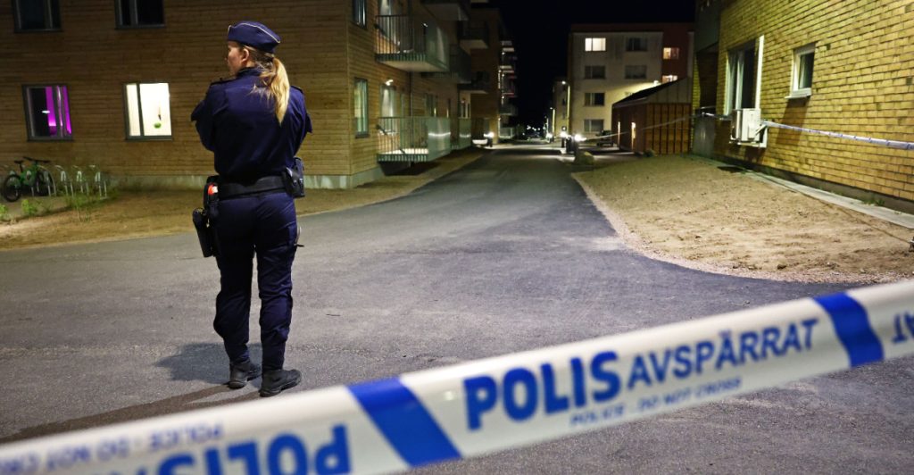 Kvinnlig polis Sverige