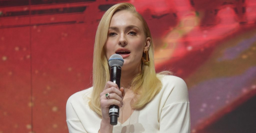 Turner urges Harry Potter newcomers to shield themselves from social media