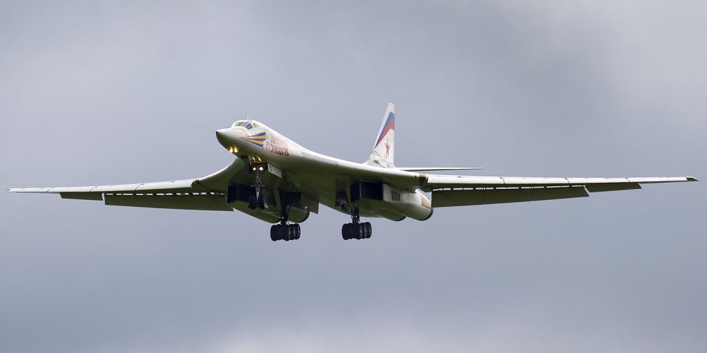 Tupolev_Tu-160S