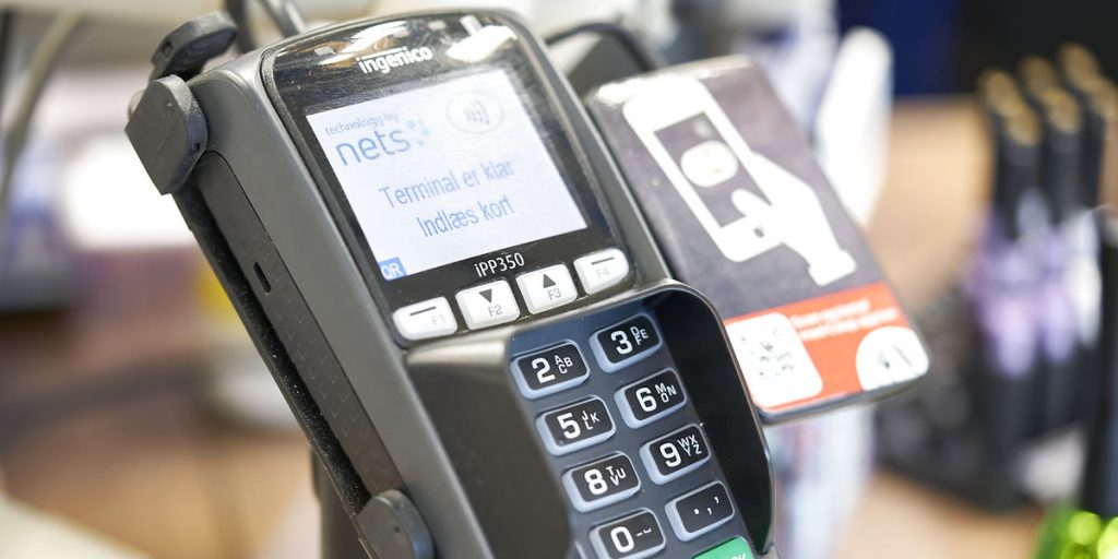 Hverken 500-kronesedlen eller kreditkortet: Her er de nye betalingsmetoder i 2030