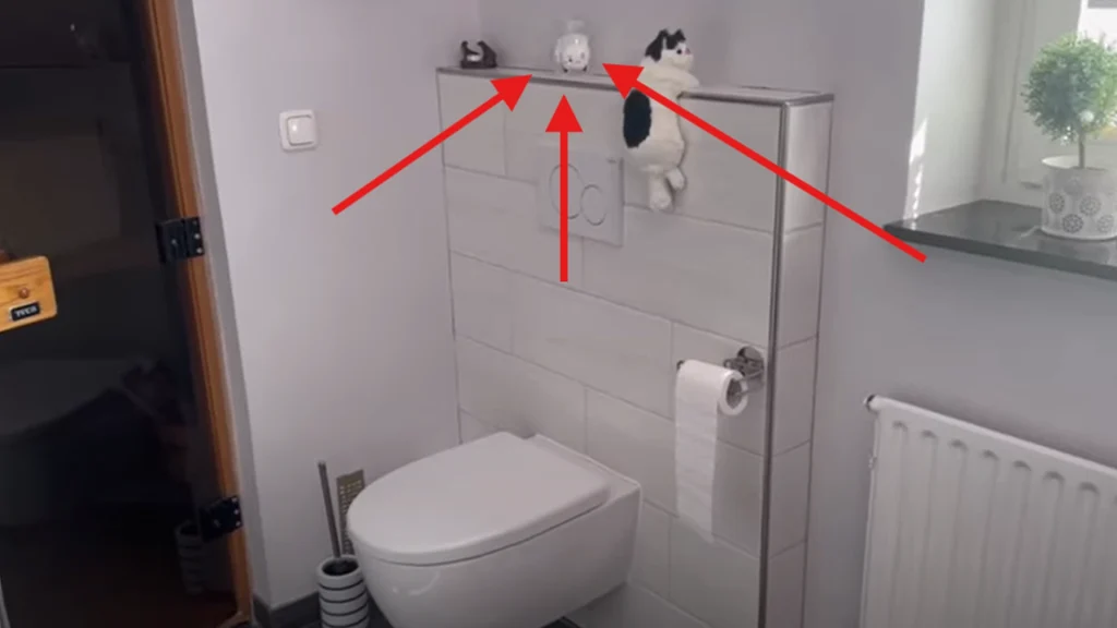 Därför bör du alltid ha ett glas salt stående i badrummet