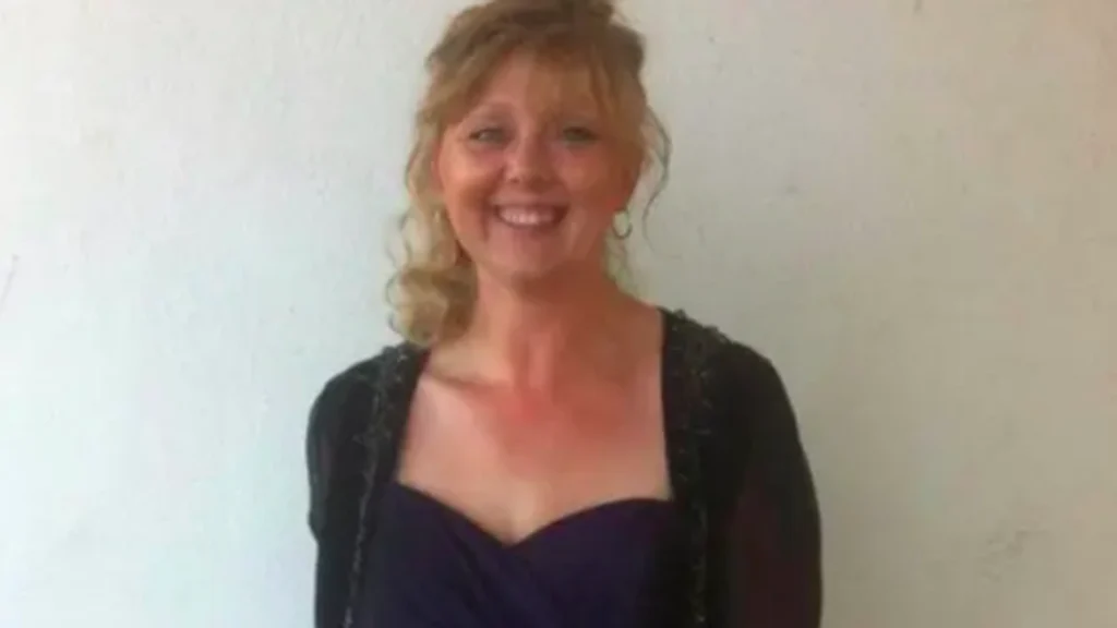 Kvinde bedrager både ven og kollega med ‘ussel’ metode: Det har kostet dem en regning på over 500.000 kroner