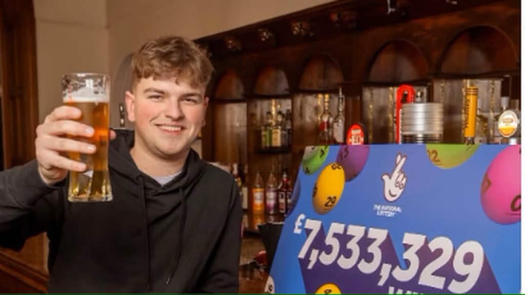 Ung mann vinner 100 millioner i lotteriet: Dagen etter gjør han noe de færreste ville gjort
