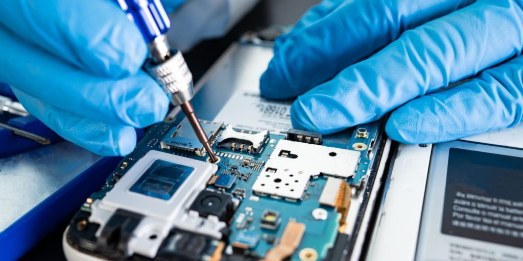 iPhone-reparation bliver billigere efter ny afgørelse i EU