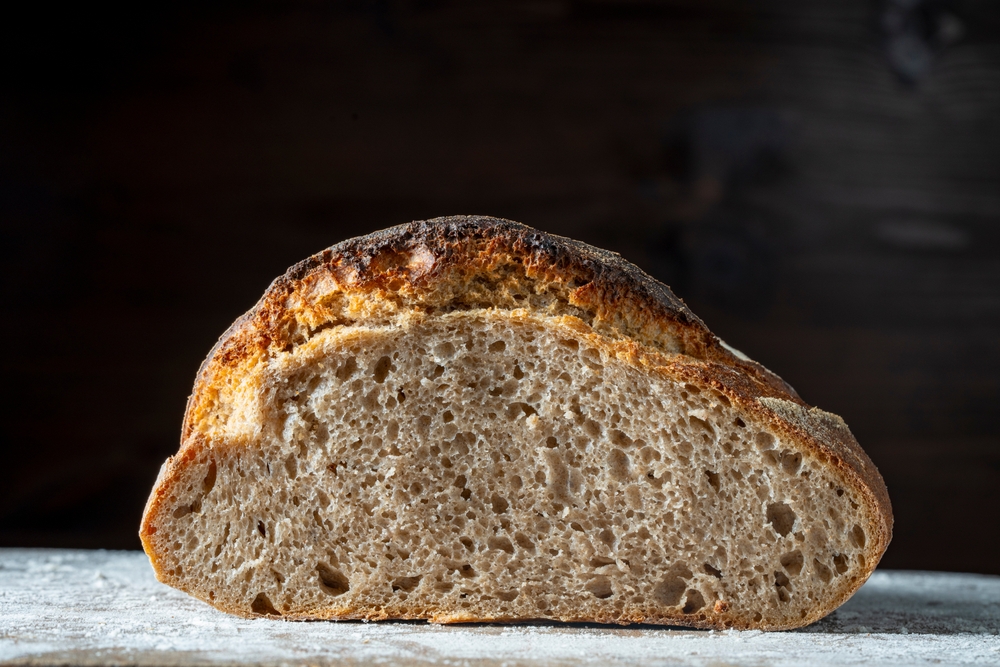 Mange spiser brødet hver dag – men vet du hva det gjør med kroppen din?