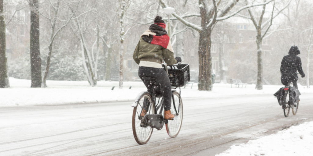 Slik sykler du tryggere når vinteren slår til
