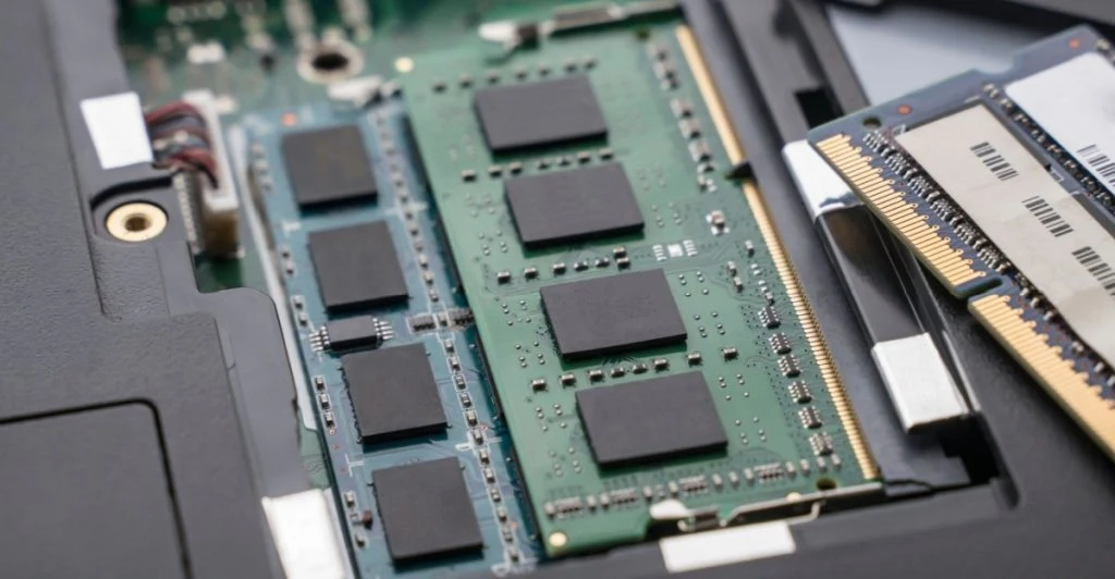 Global mangel på hukommelseschips driver priserne op på forbrugerelektronik